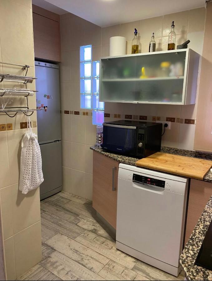 Apartamento Los Carmenes, Playa De Gandia Exterior photo