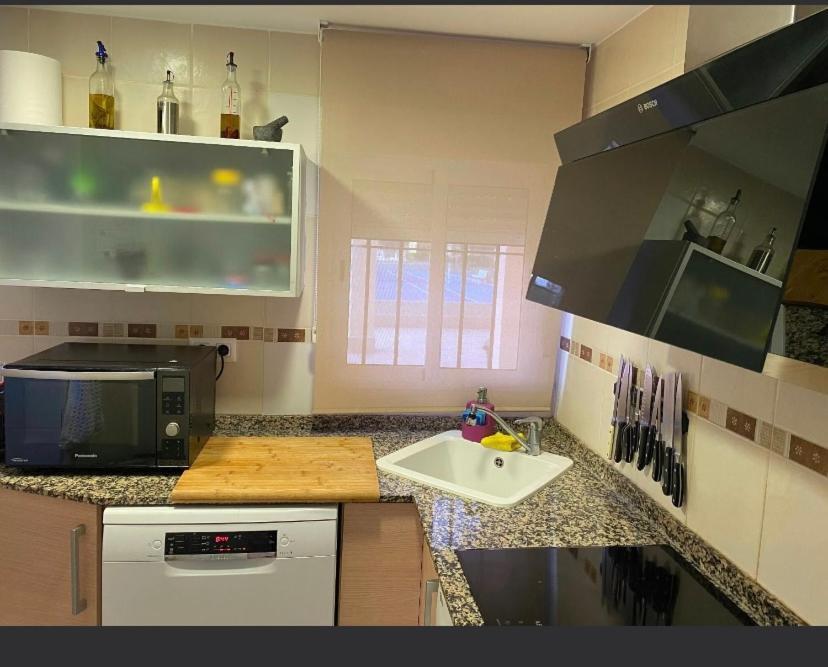 Apartamento Los Carmenes, Playa De Gandia Exterior photo